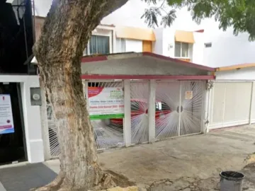 CASA EN TLALNEPANTLA (Atrás de Multiplaza de Valle dorado)