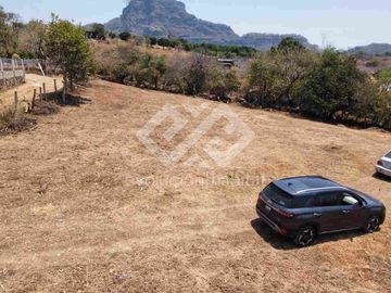 VENTA DE TERRENO EN TEPOZTLAN (T)