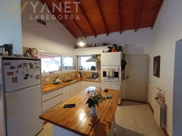 VENTA EN BLOCK SANTA TERESITA - BARRIO PRIVADO