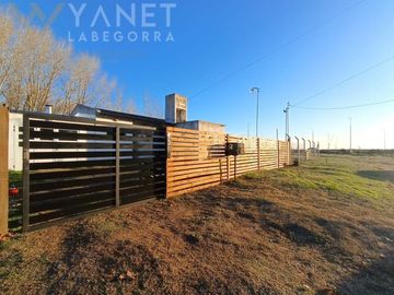 Chalet en Venta en Aguas Verdes a Mts del Acceso a la Localidad