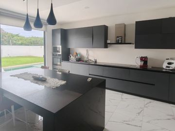 CASA EN VENTA EN PRIVADA NORTEMERIDA EN MERIDA YUCATAN. RECAMARA EN PLANTA BAJA