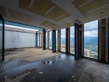 PENTHOUSE EN VENTA EN BOSQUE REAL