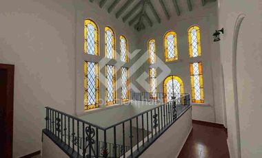 CASA EN VENTA ESTILO CALIFORNIANO EN RANCHO CORTES, CUERNAVACA