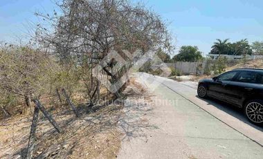 TERRENO EN VENTA EN TEQUESQUITENGO MORELOS