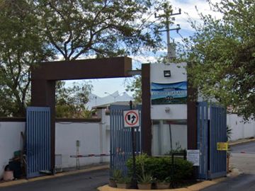 Casa en Cumbres Diamante con 60% de descuento | Entrega incluida.