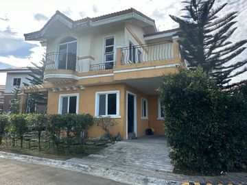 4 Bedroom - 2 Storey House near Tagaytay & Nuvali for Sale