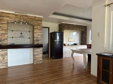 4 Bedroom - 2 Storey House near Tagaytay & Nuvali for Sale