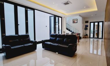 Rumah siap huni dengan kondisi fully furnished di Pangkalan Asem – Lokasi Nyaman dan Strategis