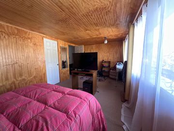 TU OPORTUNIDAD!! SE VENDE CASA, EN RECOLETA.