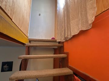 TU OPORTUNIDAD!! SE VENDE CASA, EN RECOLETA.