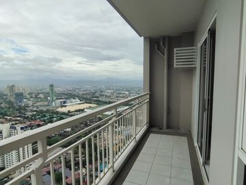 BRAND NEW 2 Bedroom Corner with Parking For Sale Lumiere Residences Near Kapitolyo Pasig City