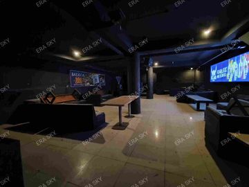 Ruko gandeng ex karaoke di jalan raya Kalimalang dekat mall dan toll bekasi barat