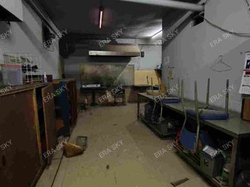 Ruko gandeng ex karaoke di jalan raya Kalimalang dekat mall dan toll bekasi barat