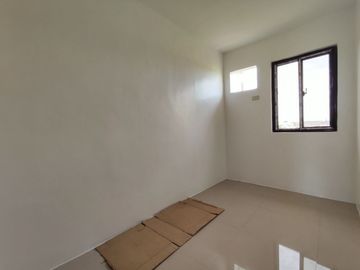 PRESELLING  2 Storey 3 BR Townhouse For Sale in Canumay West, Valenzuela City. KSA