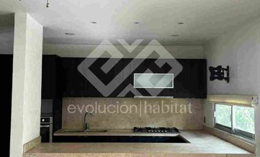 HERMOSA CASA EN VENTA EN RESIDENCIAL CERRADA DEL BOSQUE, OAXTEPEC, MORELOS