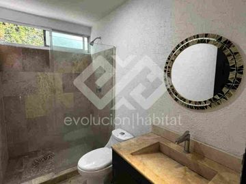 HERMOSA CASA EN VENTA EN RESIDENCIAL CERRADA DEL BOSQUE, OAXTEPEC, MORELOS