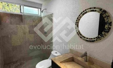 HERMOSA CASA EN VENTA EN RESIDENCIAL CERRADA DEL BOSQUE, OAXTEPEC, MORELOS