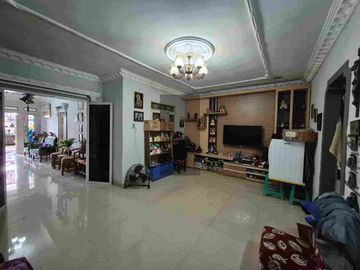 jl Boulevard‼️
 taman Kebalen indah
tanah 180m²
