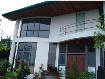 4 Bedroom House and Lot Filinvest 2 Quezon City