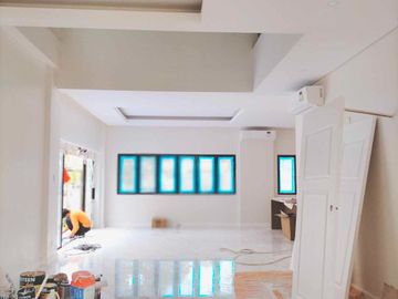 Ready For Occupancy Pre-selling Violeta model Single Attached House and Lot For Sale Versailles Alabang, Daang Hari Road, Almanza Dos las Pinas