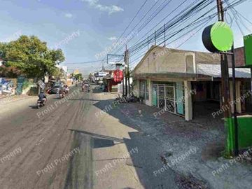 Jual Tanah Bonus Bangunan dan Penginapan Tepi Jl. Godean dekat McDonald's