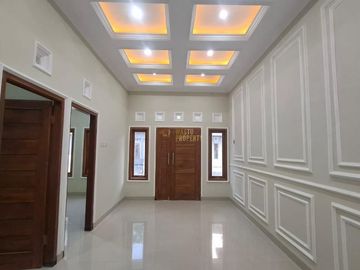 Rumah Desain Cantik Lingkungan Cluster One Gate Sistem di Kalasan