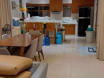 Preowned House and Lot  in Bloomfield Tagayatay -EGR