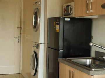 For Sale: 1 Bedroom Loft Unit at The Grove by Rockwell, Pasig City