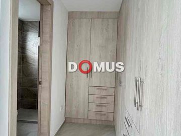 Casa por estrenar, sector calle Procel, El Condado, 3 Dorm. Cada Uno con Su Baño