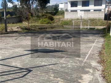 En Venta Terreno, Urbanización San Andrés cerca Portal Shopping, Quito Ecuador