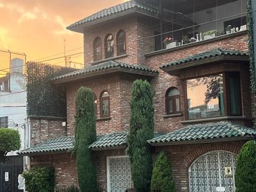 Venta  bonita  casa  en REMATE  bancario en Narvarte poniente