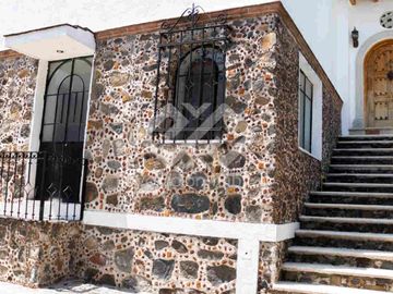 Residencia de Un Nivel en Venta – Rancho de Cortés, Zona Norte de Cuernavaca
