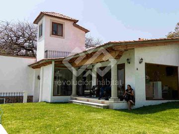 Residencia de Un Nivel en Venta – Rancho de Cortés, Zona Norte de Cuernavaca