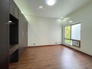 Townhouse for Sale in San Juan City