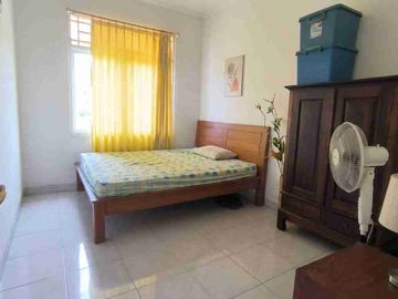 Rumah Hook 2 Lantai Jl Kucica Bintaro