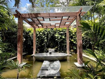 Rumah Sanur Bali dekat Pantai Padang Galak