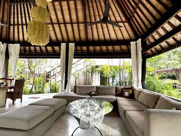 Rumah Sanur Bali dekat Pantai Padang Galak