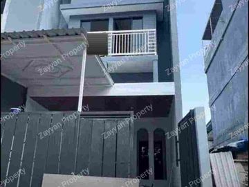 Rumah Baru Gress Kertomenanggal Surabaya