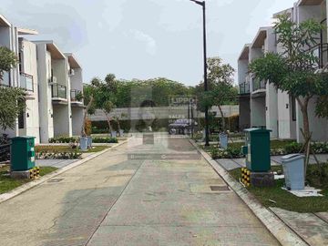 DI SEWAKAN RUMAH CENDANA SPARK LIPPO CIKARANG !