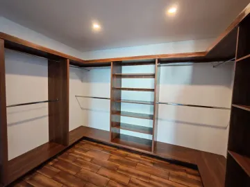 Casa en Venta en Lomas de Angelopolis Zona Azul, Excelente Ubicación con Acabados Premium