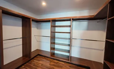 Casa en Venta en Lomas de Angelopolis Zona Azul, Excelente Ubicación con Acabados Premium