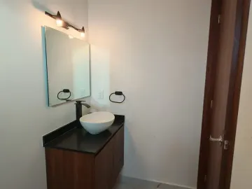 Casa en Venta en Lomas de Angelopolis Zona Azul, Excelente Ubicación con Acabados Premium