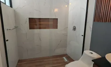 Casa en Venta en Lomas de Angelopolis Zona Azul, Excelente Ubicación con Acabados Premium