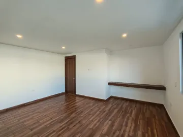 Casa en Venta en Lomas de Angelopolis Zona Azul, Excelente Ubicación con Acabados Premium