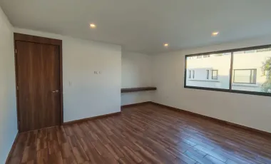 Casa en Venta en Lomas de Angelopolis Zona Azul, Excelente Ubicación con Acabados Premium