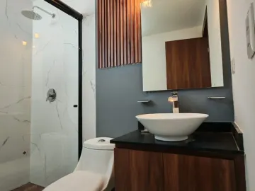Casa en Venta en Lomas de Angelopolis Zona Azul, Excelente Ubicación con Acabados Premium