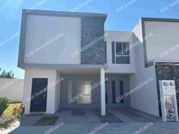 Casa de OPORTUNIDAD en La CANTERA 2