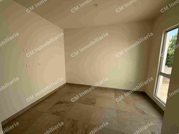 Casa de OPORTUNIDAD en La CANTERA 2