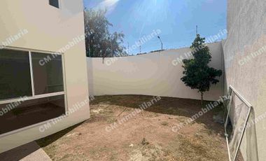 Casa de OPORTUNIDAD en La CANTERA 2