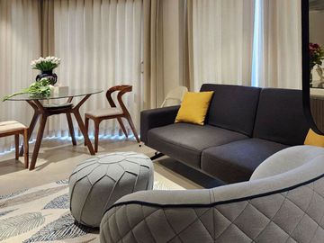 Sunkissed Serenity Escape in a Stylish Unit with Seaside Views